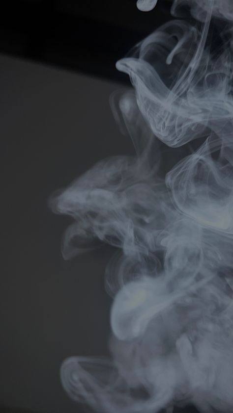 Smoker Wallpapers Aesthetic, Smoker Wallpapers, Smoky Aesthetic, Tornado Wallpaper, Vapepod Aesthetic, Ciggerate Aesthetic, Puff Aesthetic, Rauch Fotografie, Blue Aesthetic Dark