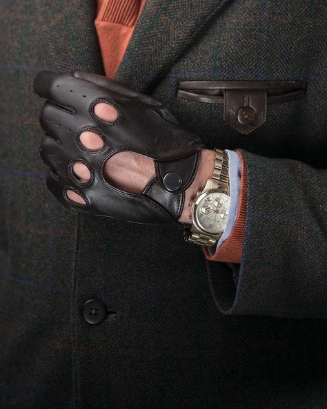 Gloves Leather Gloves Aesthetic, Gloves Aesthetic, Biker Gloves, Black Leather Jacket Men, Batman Pictures, Leather Driving Gloves, Men's Gloves, Gloves For Men, Mens Wearhouse