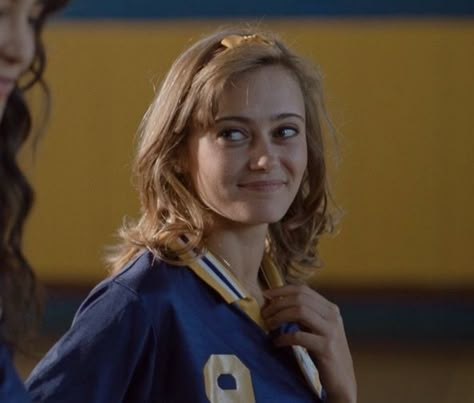 jackie taylor looking at shauna shipman because she is a lesbian yellowjackets showtime Jackie Taylor, Cheer Captain, Yellow Jackets, Concept Clothing, Mary Shelley, Valley Girls, Human Poses Reference, Yellow Jacket, Iconic Characters