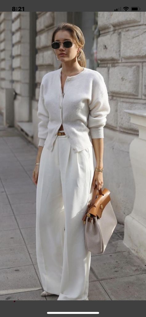 Outfits For The Office, Office Outfits Women, Elegante Casual, Outfit Look, Mode Inspo, 가을 패션, Style Mistakes, Professional Outfits, Classy Women