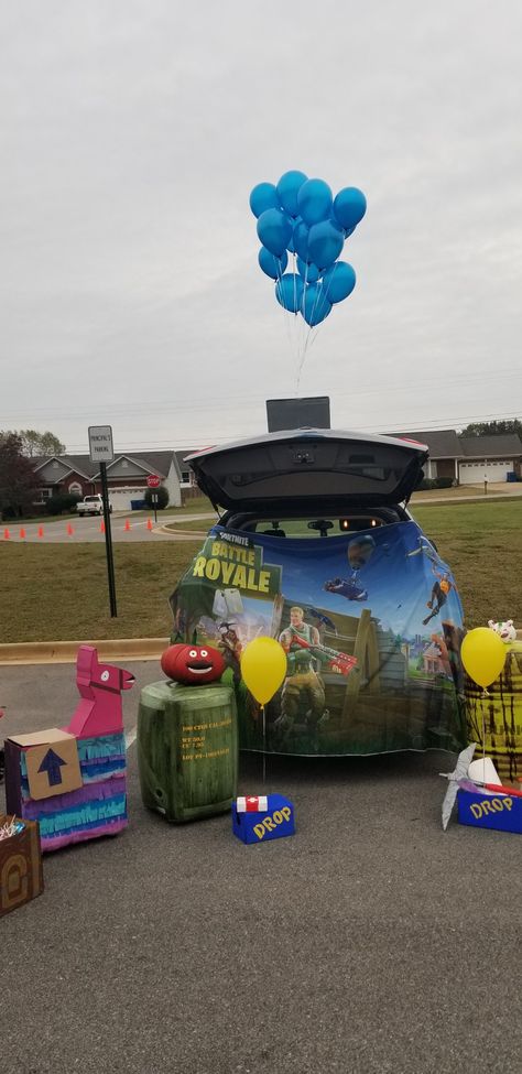 Fortnite trunk or treat diy #fortnite #lootllama #trunkor treat Fortnite Trunk Or Treat Ideas, Fortnite Trunk Or Treat, Trunk Or Treat Ideas, Treat Ideas, Classroom Games, Trunk Or Treat, Hallows Eve, Llama, Fortnite