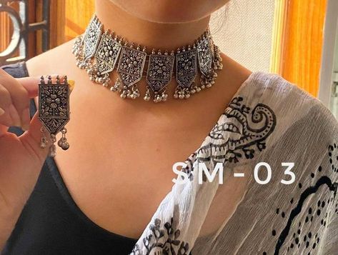 Choker Necklace Designs Oxidised, Silver Jwellary, Oxidised Choker, Black Metal Necklace, Saree Outfit, Traditional Boho, Beautiful Personality, Churidar Neck, Saree Jewellery