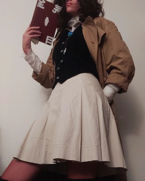 Retro Cosplay, Bungo Stray Dogs Outfit Aesthetic, Dazai Style, Dazai Outfit Aesthetic, Chuuya Inspired Outfit, Bsdcore Outfits, Dazai Osamu Inspired Outfit, Dazai Inspired Outfit, Bungou Stray Dogs Outfit