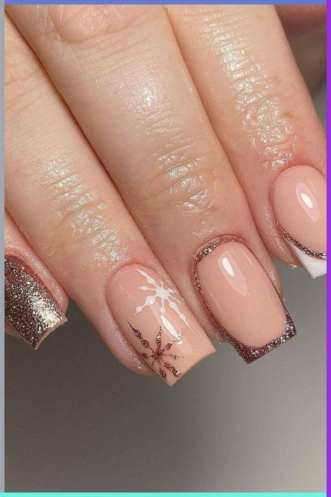 Snowflake Accent Nail, Rose Gold Christmas Nails, Gold Christmas Nails, Gold French Tips, Trendy Christmas Nails, Pink Christmas Nails, Nails Festive, Holiday Nails Winter, New Years Eve Nails