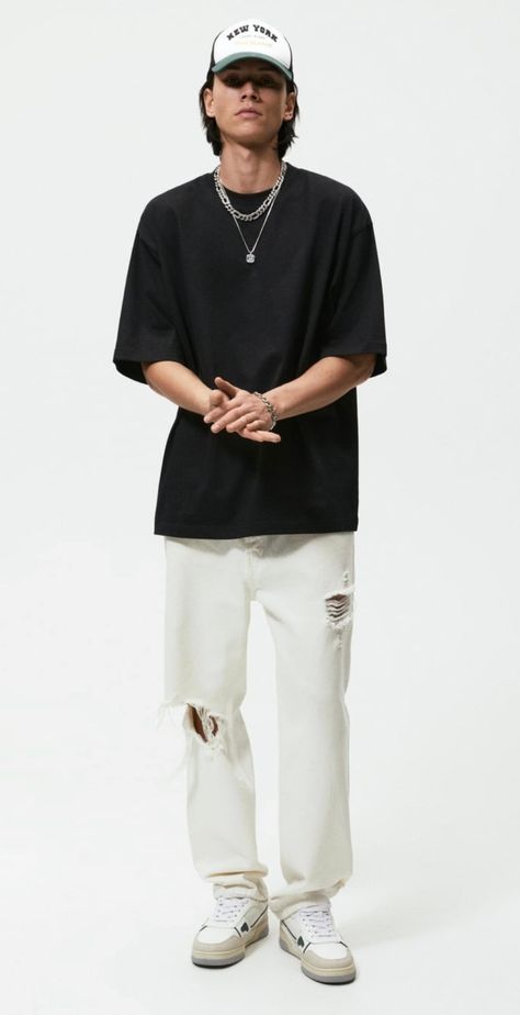 Oversized Tshirt Outfit Men, Model Kaos, Solo Poses, Model Photoshop, Oversize Tshirt Outfits, Male Pose, Shirt Outfit Men, Fashion Model Poses, Mens Summer Outfits