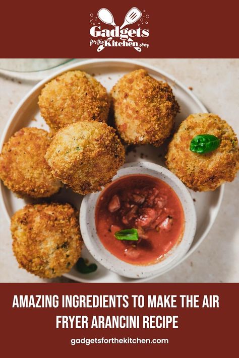 Air Fryer Arancini, Pasta Italia, Risotto Balls, Arancini Recipe, Deep Fried Recipes, Simple Snacks, Seasoned Bread Crumbs, Brown Bread, Cheesy Bread