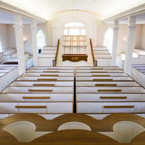 Six Things to Remember about the Kirtland Temple Lds Priesthood, Kirtland Temple, Mormon History, Mormon Art, Mormon Temples, Doctrine And Covenants, Things To Remember, Worship Service, Lds Temples