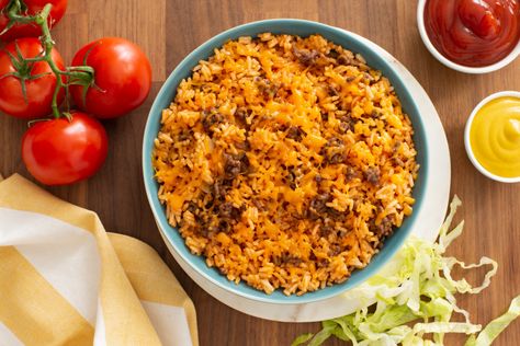 Cheeseburger Rice, Rice Dishes Easy, Minute Rice, Burger Toppings, Salmon And Rice, Rice Dish, Hamburger Recipes, Beef And Rice, Beef Dinner