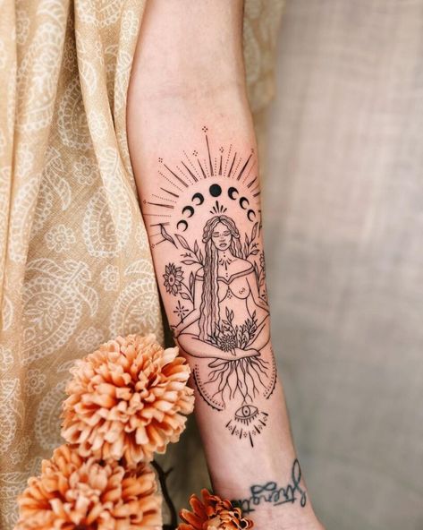 25 Breathtaking Goddess Tattoos For Women Wise Woman Tattoo, Plant Goddess Tattoo, Marie Laveau Tattoo, Healer Tattoos For Women, Art Nuevo Tattoo, Gaia Tattoo Mother Earth, Tattoos Of Women Goddesses, Water Goddess Tattoo, Maiden Mother Crone Tattoo