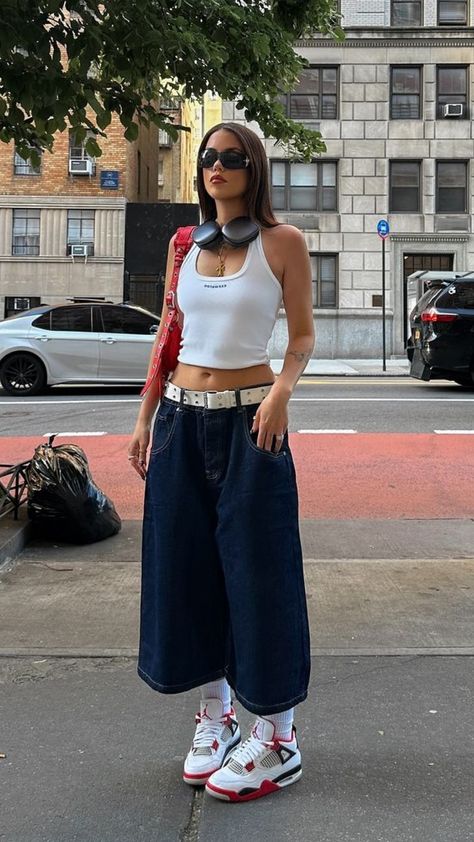 Sporty Streetwear Chic Style Y2k Outfits Crop Top, Retro Jordans Outfit Womens, Jordan Woman Outfit, Air Jordan 2 Retro Outfit, Video Game Outfits Fashion Styles, Air Jordan Retro 4 Outfit Women, Eyelet Belt Outfit, Red And Black Summer Outfits, Streetwear Outfit Inspo Women