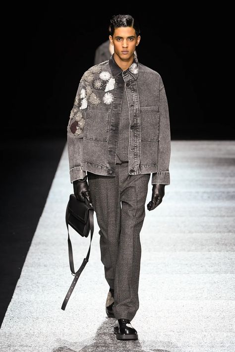 Emporio Armani Men's Fall 2024 [PHOTOS] Formal Fits, Emporio Armani Men, Mens Fall, Armani Men, Fall 2024, Emporio Armani, Fashion News