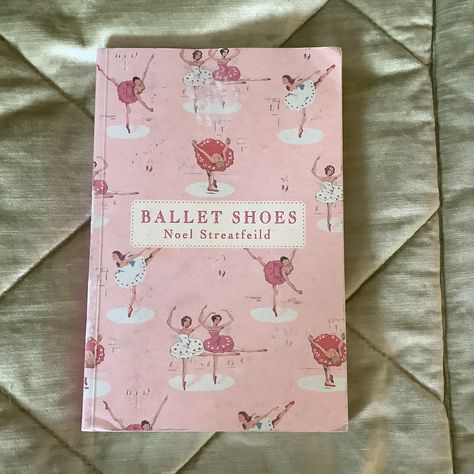 Books About Ballet, Coquette Books To Read, Coquette Books, Ballet Books, Unread Books, Pink Books, Book Recs, Recommended Books To Read, Inspirational Books To Read