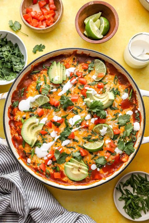 Chicken Skillet Enchiladas Chicken Skillet Enchiladas, Chicken Enchilada Bowl, Enchilada Skillet Recipe, Enchilada Bowl, Skillet Enchiladas, Chicken Enchilada Skillet, Mexican Street Corn Salad, Chicken Skillet, Pan Chicken Fajitas