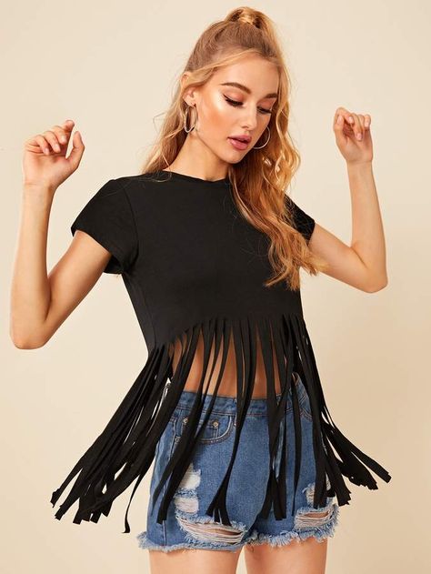 Fringe Shirt Outfit, Diy Clothes Refashion Upcycling, Fringe Tee Shirt, Fringe Tee, Fringe Tshirt, Fringe Shirt, Diy Clothes Videos, Tank Top Outfits, Casual Summer Tops