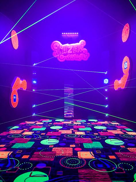 Games Room Design, Laser Maze, Detective Theme, Twister Game, 3d Maze, Game Room Lighting, Game Room Home, Ar Game, Reunion Party