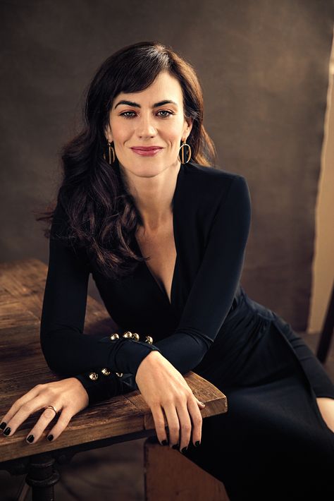 Wendy Rhodes Style, Wendy Rhodes Outfits, Wendy Billions Style, Maggie Siff Billions, Maggie Siff Hair, Maggie Siff Style, Wendy Billions, Wendy Rhodes, Maggie Siff