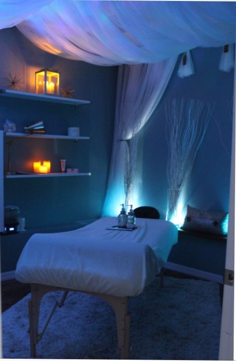 Blue Massage Room, Home Massage Room, Community Acupuncture, Spa Room Ideas, Massage Room Design, Spa Massage Room, Wall Sheets, Massage Room Decor, Massage Therapy Rooms