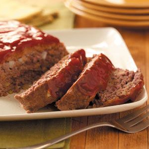 Zesty Horseradish Meat Loaf. My son wants meatloaf this week. This looks like a good recipe. Veggie Meatloaf, Cooking Substitutes, Meat Loaf Recipe, Savory Bakes, Horseradish Recipes, Turkey Meatloaf Recipes, Poultry Dishes, Tasty Meat, Best Meatloaf