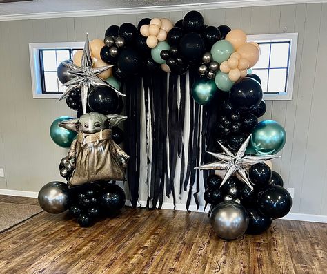 Star Wars Balloon Wall, Grogu Balloon Arch, Star Wars Baby Shower Balloon Arch, Outdoor Star Wars Party, Starwars 30th Birthday, Star Wars Arch, 2nd Birthday Star Wars, Halloween Decorations Balloon Arch, Star Wars Birthday Balloons