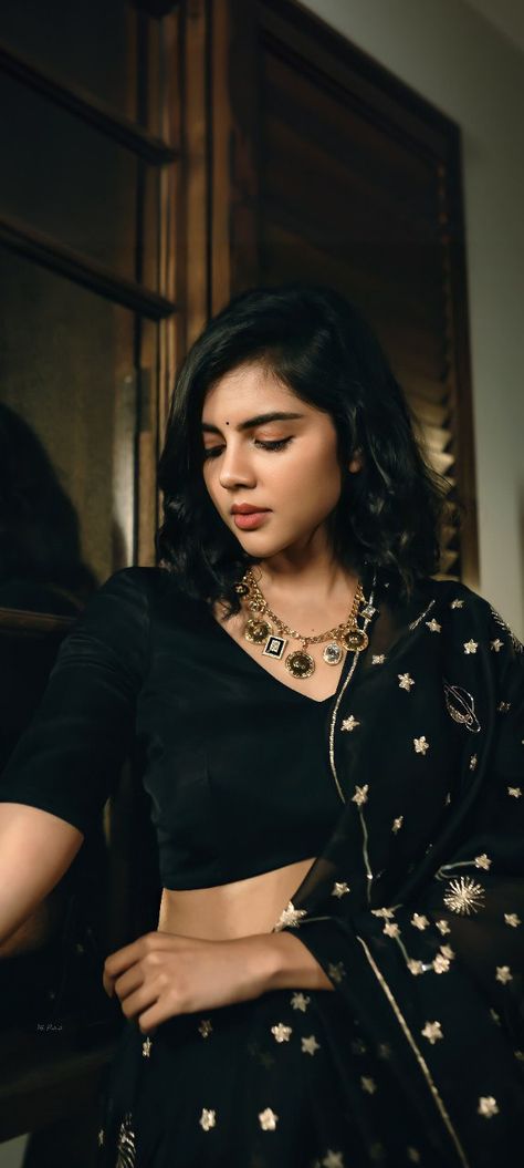 Kalyani Priyadarshan, Hollywood Heroines, Cute Couples Hugging, Actress Pics, Indian Actress Hot Pics, Actress Photos, Follow For More, Actresses, On Twitter