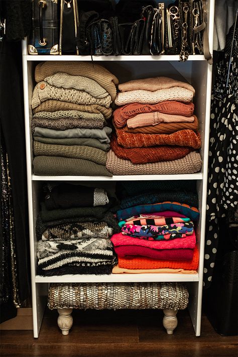 12 Simple Steps to Designing and Styling Your Dream Closet – Haute Khuuture Blog Small Space Sweater Storage, Small Closet Sweater Storage, Closet Next To Bed, Knit Sweater Storage, Sweaters In Closet Organizing, Chic Closet, Bedroom Organization Aesthetic, Cardigan Storage Ideas, Sweater Organization Ideas