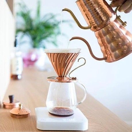 Skilful Double Pour with the Hario Copper V60 & Kettle on the Acaia Pearl! Shop Hario @alternativebrewing Link in Bio Same Day Dispatch | by @rainer_s_ Hario V60, 2024 Board, Coffee Shop Aesthetic, Coffee Games, Coffee Dripper, Brewing Process, Coffee Uses, Dried Strawberries, Filter Coffee