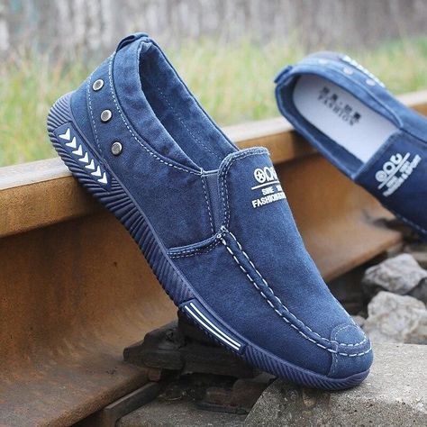 be53ee61104935234b174e62a07e53cfdesc37713243ri Male Footwear, Denim Men, Mens Canvas Shoes, Summer Sneakers, Mens Shoes Casual Sneakers, Men's Loafers, Casual Flat Shoes, Breathable Shoes, Denim Shoes