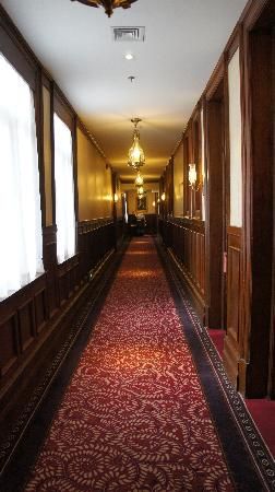 The Astor Hotel, Tianjin - Historic wing Houston Apartment, Hotel Corridor, Hotel Hallway, Corridor Design, Hotel Chic, Retro Interior Design, Bed And Breakfast Inn, Hallway Design, Long Hallway