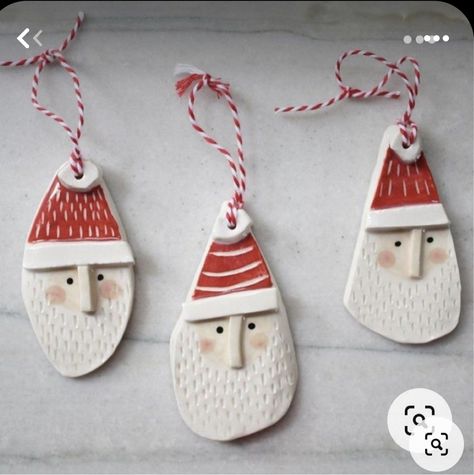 Itsekovettuva Savi, Clay Christmas Decorations, Christmas Clay, Xmas Diy, Clay Ornaments, Xmas Ornaments, Homemade Christmas, Christmas Deco, Xmas Crafts