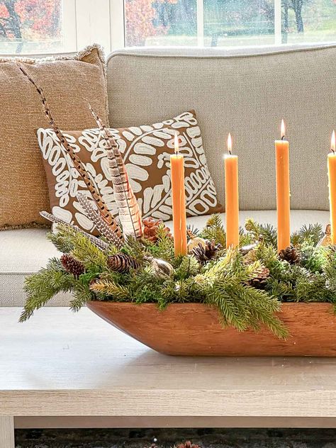 Craft a simple Christmas dough bowl centerpiece using beautiful natural elements like greens, pinecones, and pheasant feathers. These can be real or faux. Here are step-by-step directions to help you create a beautiful woodland centerpiece for your Christmas home. Christmas Dough Bowl, Woodland Centerpiece, Dry Floral Foam, Dough Bowl Centerpiece, Christmas Color Palette, Bowl Centerpiece, Christmas Card Crafts, Christmas Arrangements, Holiday Centerpieces