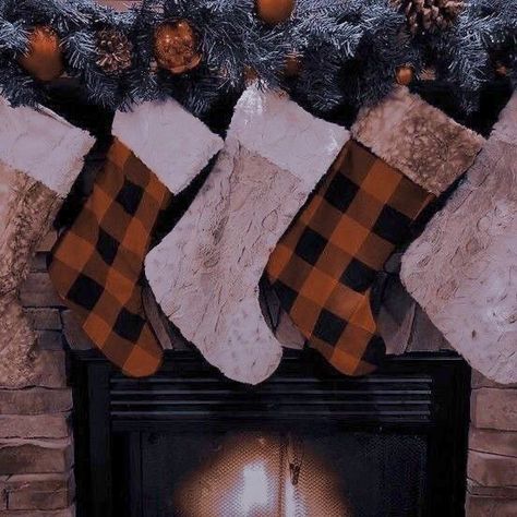 Christmas Medium Widget, Christmas Stockings Aesthetic, Dark Christmas Aesthetic, Pics For Widgets, Dark Academia Christmas, Winter Widgets, Christmas Winter Aesthetic, Winter Fireplace, Christmas Widgets