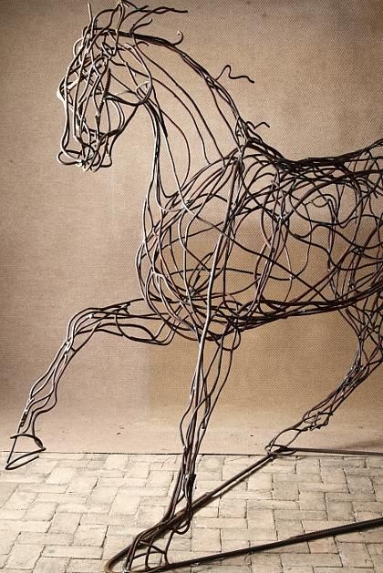 Horse Sculpture Metal, Wire Horse Sculpture, Cowboy Sculpture, Wire Horse, Metal Horse Sculptures, Drawn Animals, Welded Art, Equine Artwork, Metal Sculptures Garden