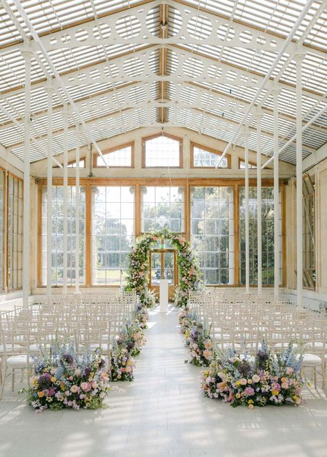 Spring wedding at Kew Gardens — Blume | Design & Floristry Studio Aisle Meadows, Kew Gardens Wedding, Wedding Arch Flowers, Spring Color Palette, Spring Florals, Spring Wedding Flowers, Kew Gardens, Wedding Goals, Garden Inspired