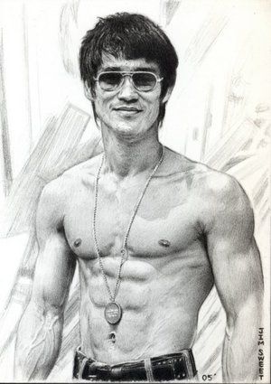 Bruce Lee Body, Bild Gold, Bruce Lee Pictures, Bruce Lee Art, Bruce Lee Martial Arts, Bruce Lee Quotes, Bruce Lee Photos, 135 Lbs, Brandon Lee