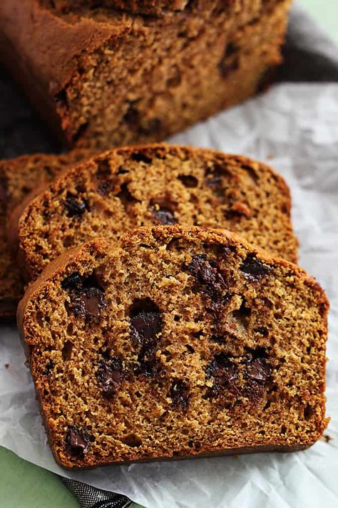 Browned Butter Chocolate Chip Pumpkin Bread | Creme De La Crumb Banana And Date Loaf, Pumpkin Bread Starbucks Copycat, Pumpkin Banana Bread Recipe, Pumpkin Monkey Bread, Brown Butter Chocolate Chip, Pumpkin Banana Bread, Pumpkin Bread Easy, Moist Pumpkin Bread, Pumpkin Chocolate Chip Bread