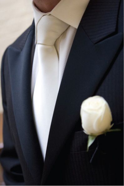 #groom #suit styling Men Bow Tie, Groom Ties, Groom And Groomsmen Attire, Suits Men, Groom Looks, Groomsmen Suits, Black White Wedding, Groomsmen Attire, Wedding Ties