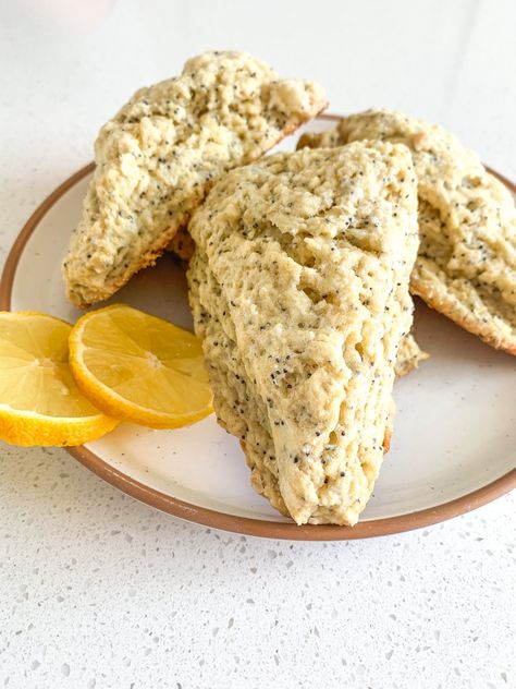 These delicious sourdough lemon poppy seed scones from scratch are inspired by 3 generations of lemon-loving women. Sourdough Lemon Poppyseed Muffins, Sourdough Lemon Scones, Recipes Using Sourdough Starter, Discard Sourdough Recipes, Big Deborah, Sourdough Lemon, Lemon Poppy Seed Scones, Sunday Cake, Sourdough Desserts