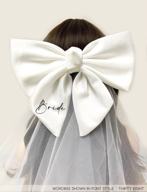 Bachelorette Party Accessories For The Bride, Bride To Be Accessories, Bridal Shower Veil, Hair Veil, Bow Veil, Bridesmaids Accessories, Hen Do Party, Bach Weekend, Bridal Shower Decorations Diy