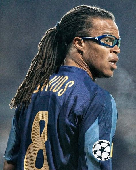 Edgar Davids, Football Players Images, Vintage Football Shirts, Football Fashion, Volleyball Outfits, Sport Art, Football Poster, Retro Football, Football Pictures