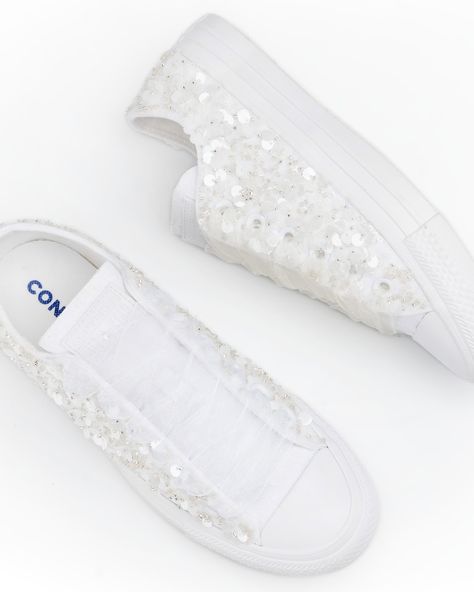 👰✨ Your day, your style! Personalize your Converse with delicate crystals and sparkling pearls... and shine -> https://lovinbridalshoes.com/ We’re sure you can’t wait to wear them on your wedding day 😍 __________ ⚜️Designed for you #WeddingConverse #BridalSneakers #PersonalizedSneakers #LovinBridal #WeddingDay Bridal Sneakers, Wedding Converse, On Your Wedding Day, Your Style, Converse, Wedding Day, Sparkle, Crystals, How To Wear