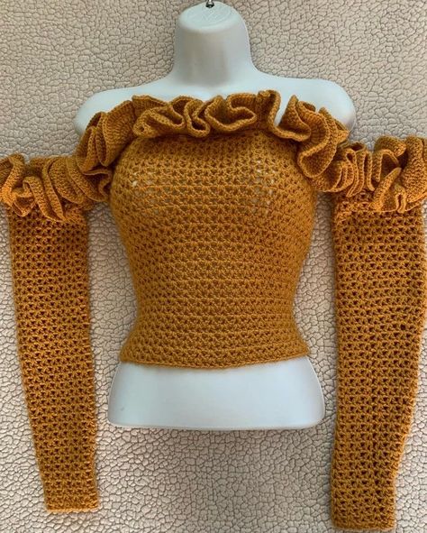 Diy Granny Square, Autumn Crochet, Look Legging, Confection Au Crochet, Mode Crochet, Halloween Crochet Patterns, Crochet Tops Free Patterns, Crochet Clothing And Accessories, Crochet Fall