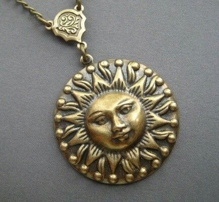 Sun Medallion, Sun Jewelry, Necklace Sun, Sun Face, Sun Necklace, Sun Pendant, Celestial Necklace, Vintage Sun, Festival Jewelry