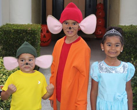 Cinderella, Jaq, & Gus Gus Gus And Jaq Costume, Gus Gus And Jaq Costume, Diy Gus Gus Costume, Cinderella Characters Costumes, Cinderella Mouse Costume, Cinderella Family Costume Ideas, Cinderella Mice Costume, Gus Gus Costume, Cinderella Props