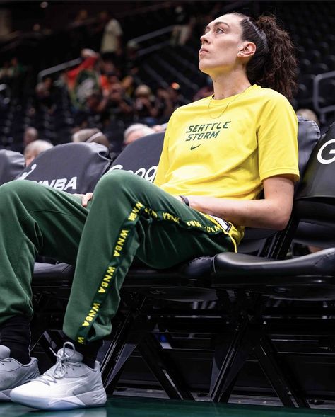 via seattlestorm instagram Gabby Williams, Breanna Stewart, Wnba, Womens Basketball, Fangirl, Nba, Basketball, Sports, Quick Saves