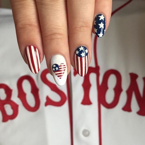 Red Manicure Designs, American Manicure Nails, Spirit Nails, American Flag Nails, Gel Nails Fall, American Manicure, Nails 4th Of July, 4th Of July Nail, Red And White Nails