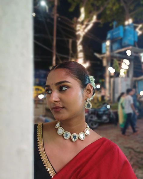 চতুর্থীর সাজ❤️🌸✨️ [Pujo 2024,Durga puja , Pujo look 2024, Saree , Saree look , Hairstyle for Pujo look ] #newpost#pujo2024 Pujo Look, Durga Puja, Saree Look, Saree, Hair Styles