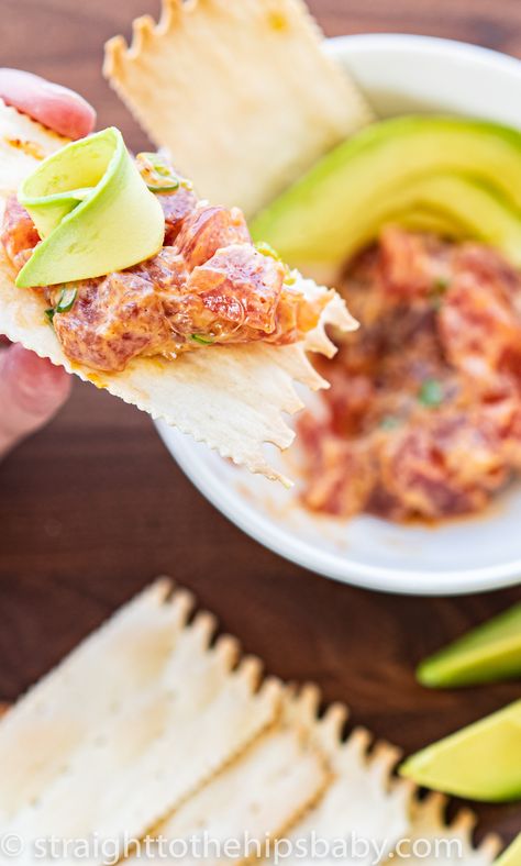 Simple Spicy Tuna Tartare - Straight to the Hips, Baby Spicy Tuna Tartare Recipe, Raw Tuna Recipe, Fish Appetizers, Tuna Tartare Recipe, Fried Mac N Cheese, Easy Holiday Appetizers, Healthy Holiday Appetizers, Tuna Loin, Tartare Recipe