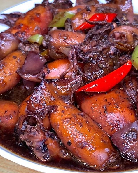 The Best Adobong Pusit! | The Best Adobong Pusit! Siguradong Unli Rice ka sa Sobrang Sarap! | By Jenny's Cookery Adobong Pusit Recipe, Pusit Recipe, Gata Recipe, Pilipino Food Recipe, Adobong Pusit, Filipino Rice, Filipino Street Food, Seafood Menu, Filipino Foods