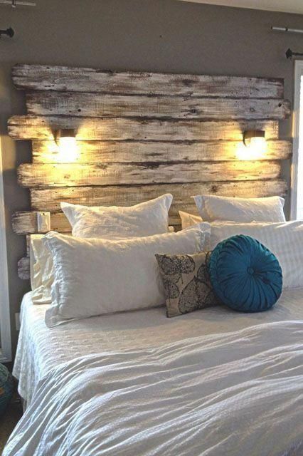 Koti Diy, Rustic Headboard, Rustic Bedroom Decor, Cute Dorm Rooms, Diy Bedroom, Diy Headboard, Wood Headboard, Trendy Bedroom, Country Style Homes