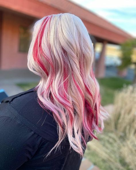 Aly • Hairstylist on Instagram: “Candy cane vibes🎄Christmas collaboration with @charmedbymadileigh ♥️⁣ ⁣ Candy cane inspired⁣ ⁣ Formula 1: Pulp Riot fireball with a splash…” Blonde With Bright Red Highlights, Red Dye On Blonde Hair, Candy Cane Hair Color, Blond With Color, White Hair With Red Tips, Cute Hair Colors For Blondes, Pink Hair Underneath Blonde, Red And White Hair Color, Blonde Hair With Red Streaks